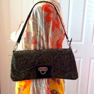NWOT 3 ways bag, over the shoulder or as wristlet